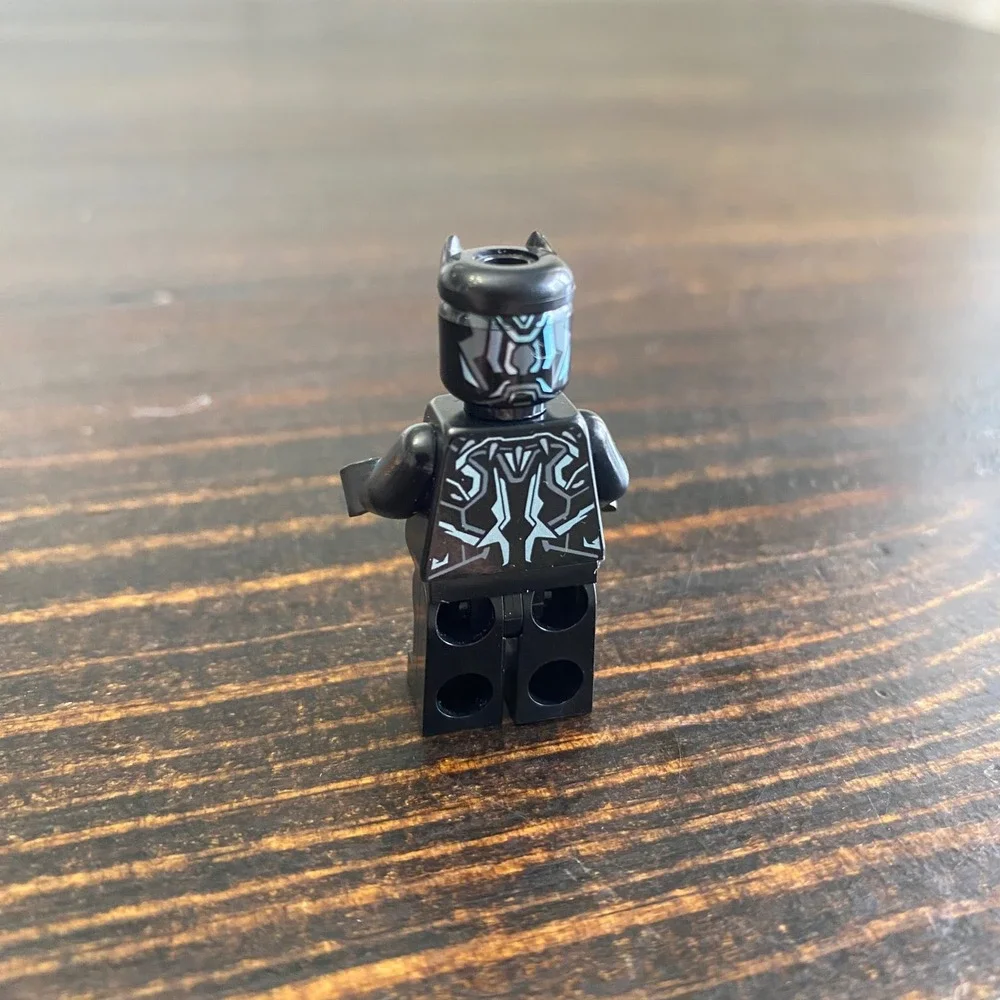 Genuine Lego Marvel‎ 76099 Metallic Blue Black Panther Minifigure